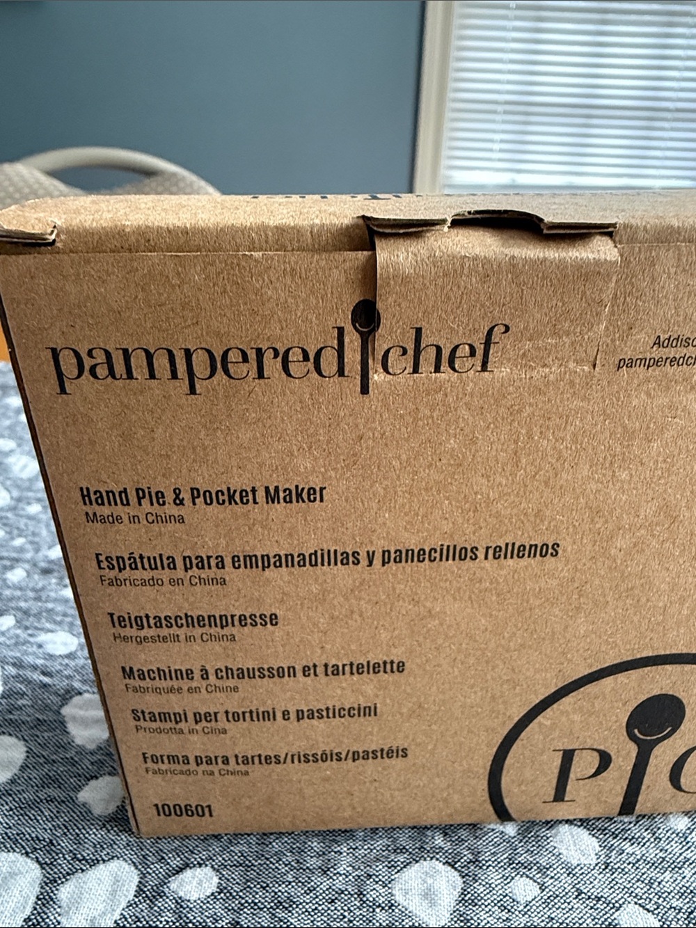 Pampered Chef Hand Pie & Pocket Maker